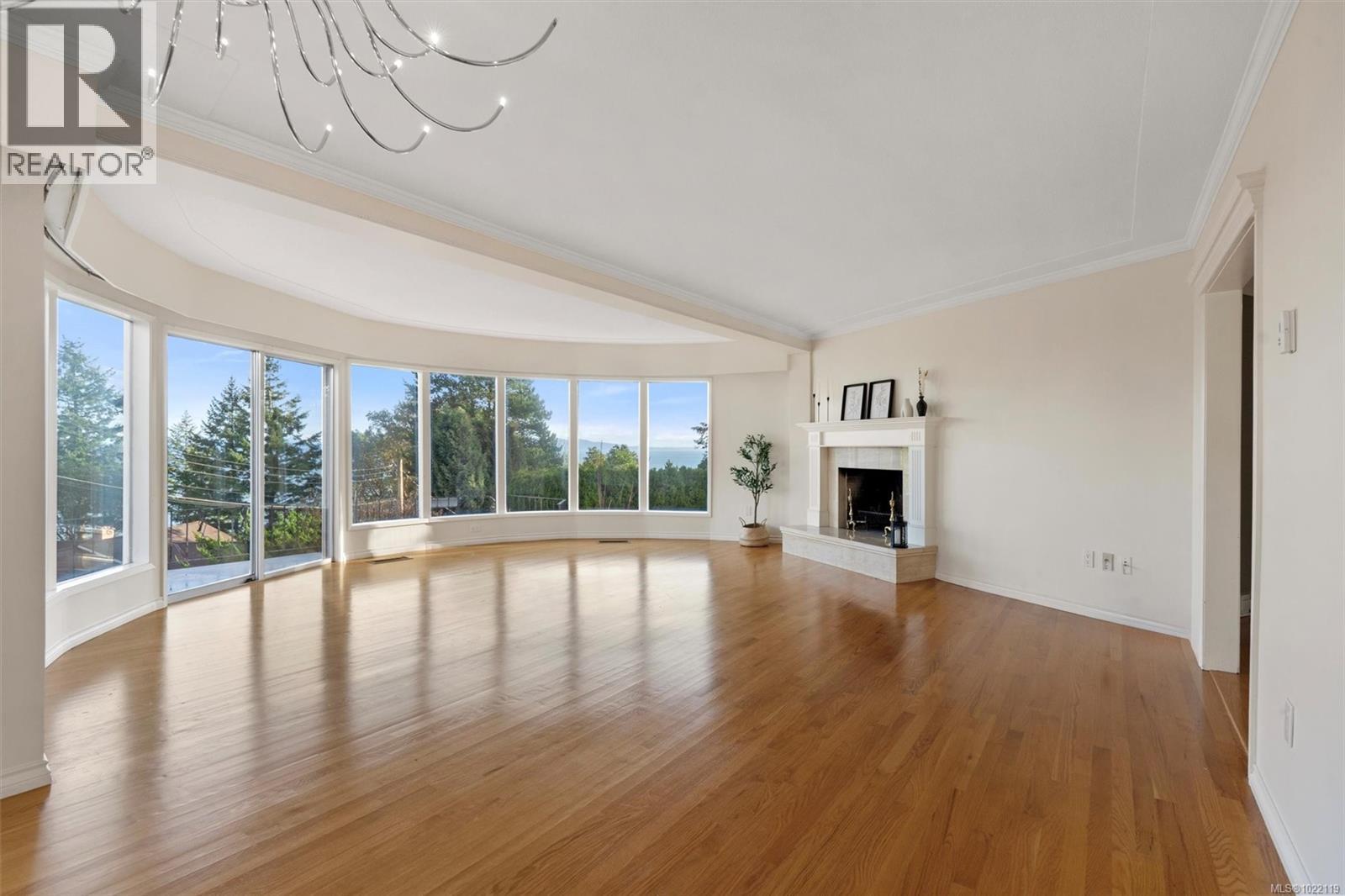  5054 Catalina Terrace, Saanich