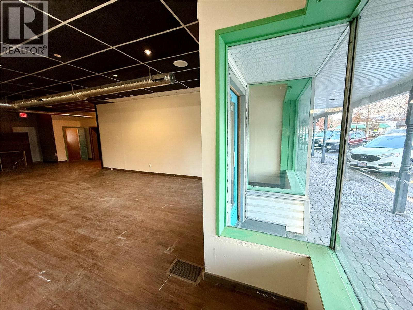 A 123 Vermillion Avenue - photo 2