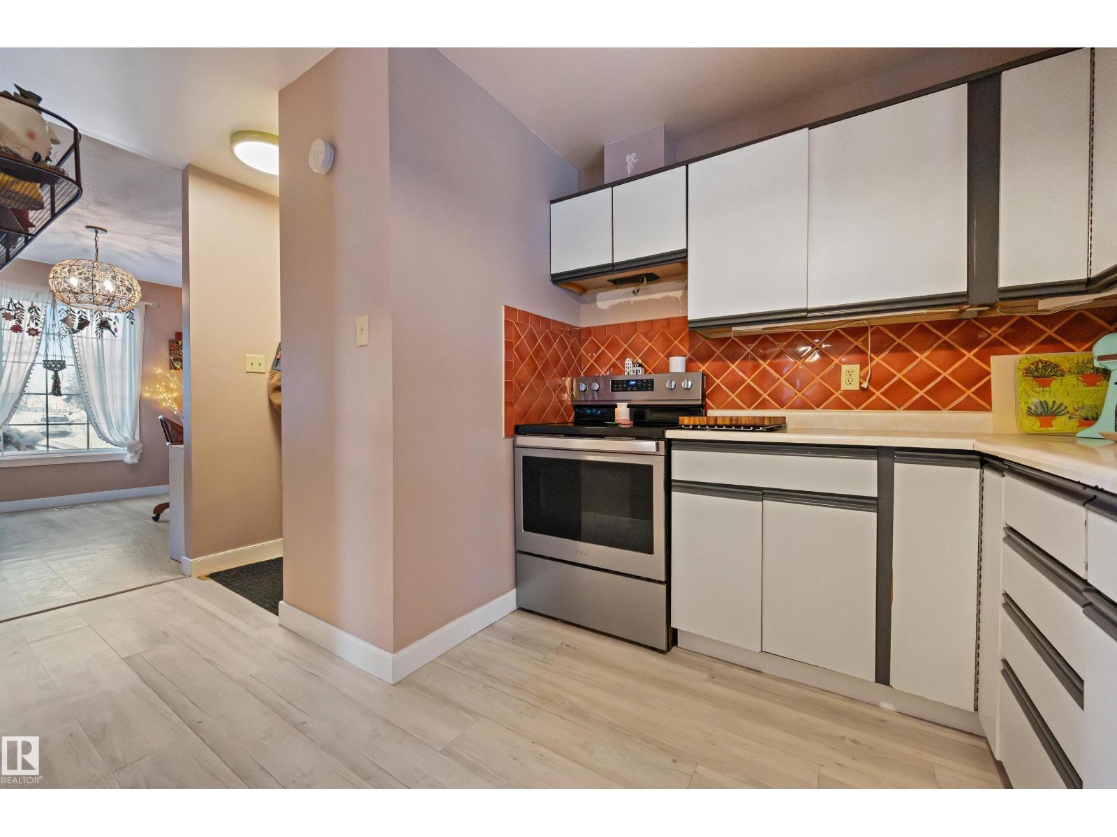 624 HENDERSON ST NW, Edmonton