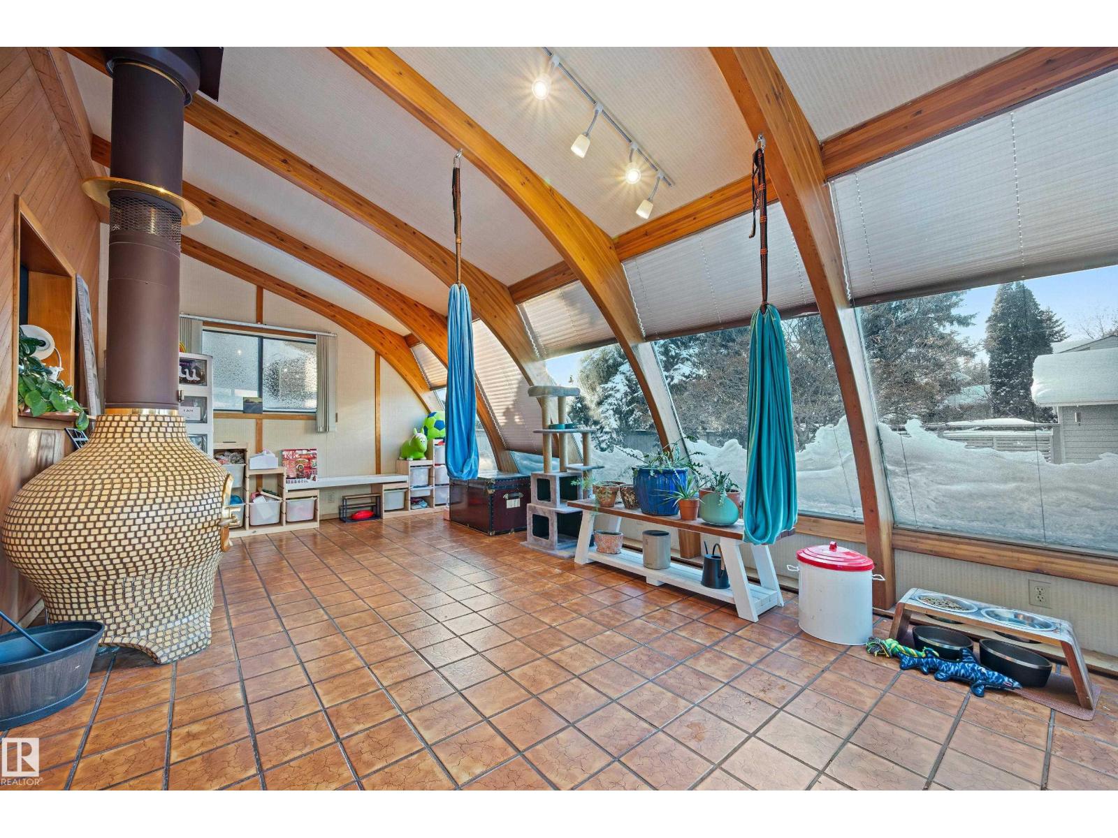 624 HENDERSON ST NW, Edmonton