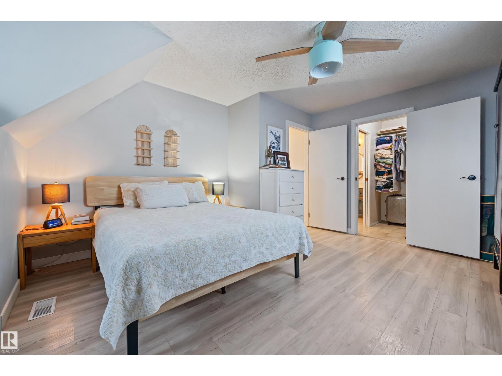 624 HENDERSON ST NW, Edmonton