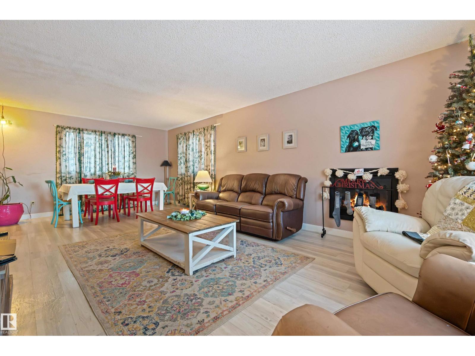 624 HENDERSON ST NW, Edmonton