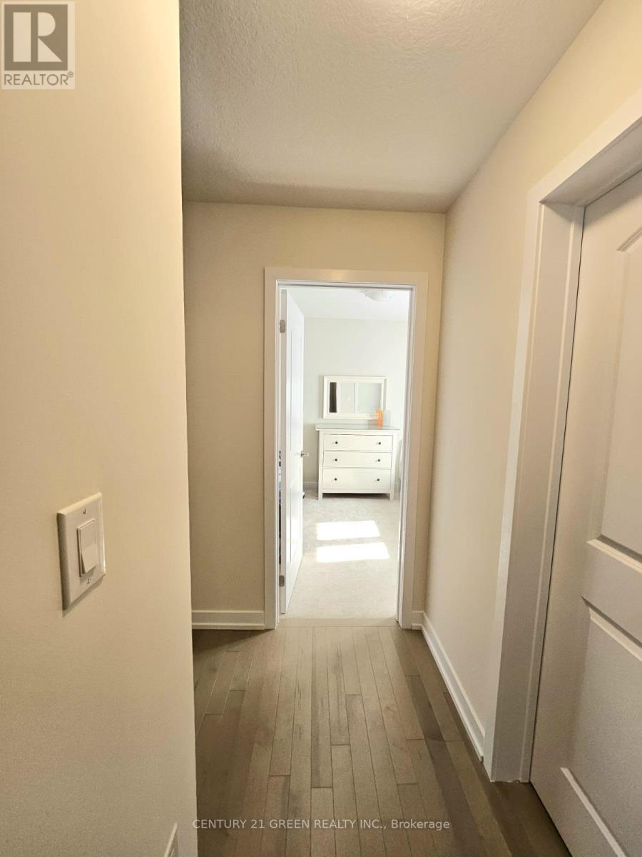 50 SUNFLOWER CRESCENT - 18