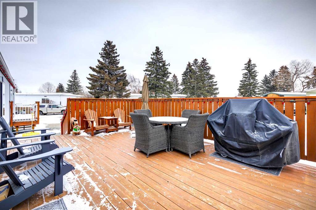 247, 3223 83 Street NW - Photo 4 of 29, Calgary, Alberta