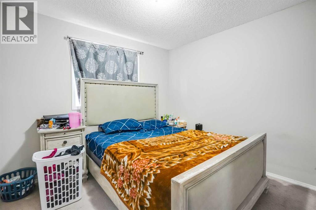 Single Family House 4 Level for Sale in  Taralea Park NE Taradale Calgary 