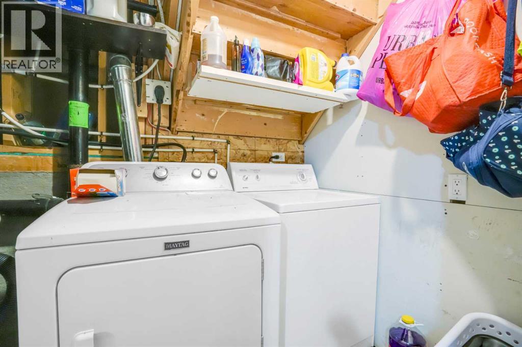 Single Family House 4 Level for Sale in  Taralea Park NE Taradale Calgary 