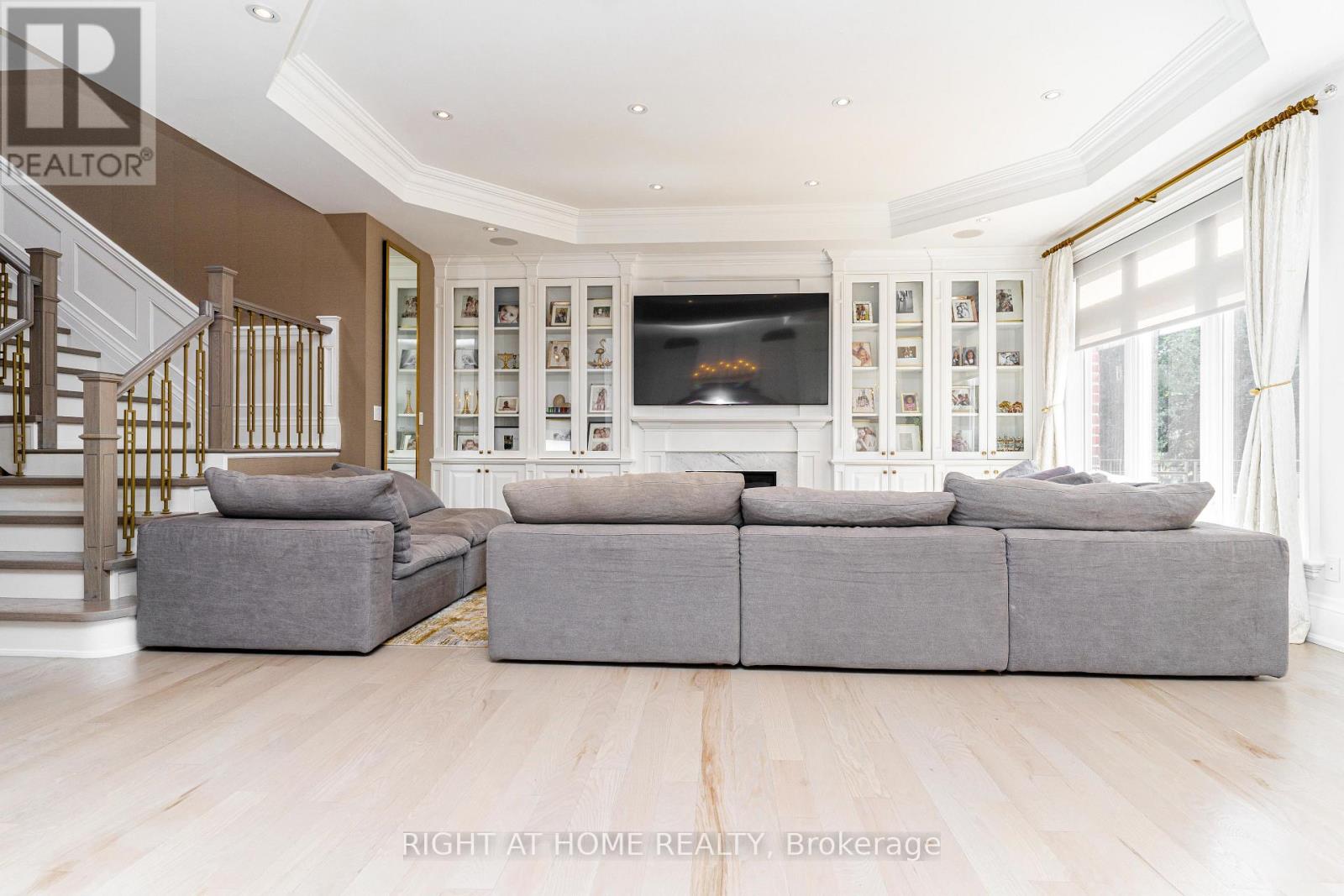 377 BROOKE AVENUE - 13