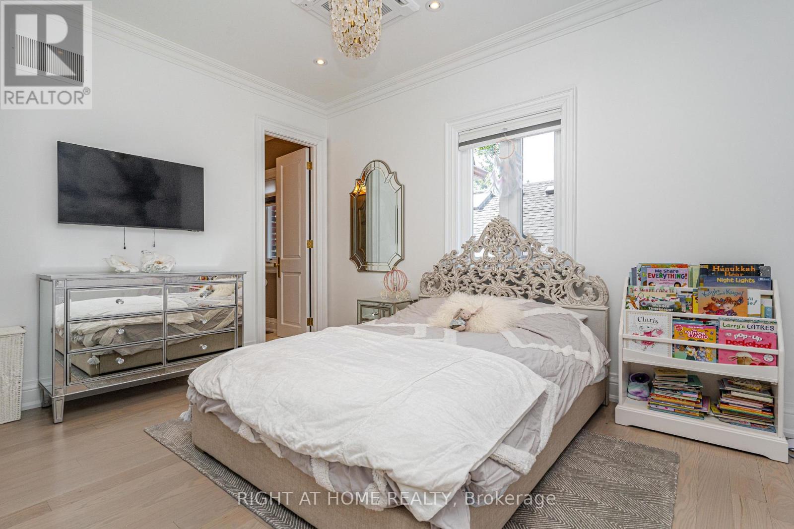 377 BROOKE AVENUE - 28