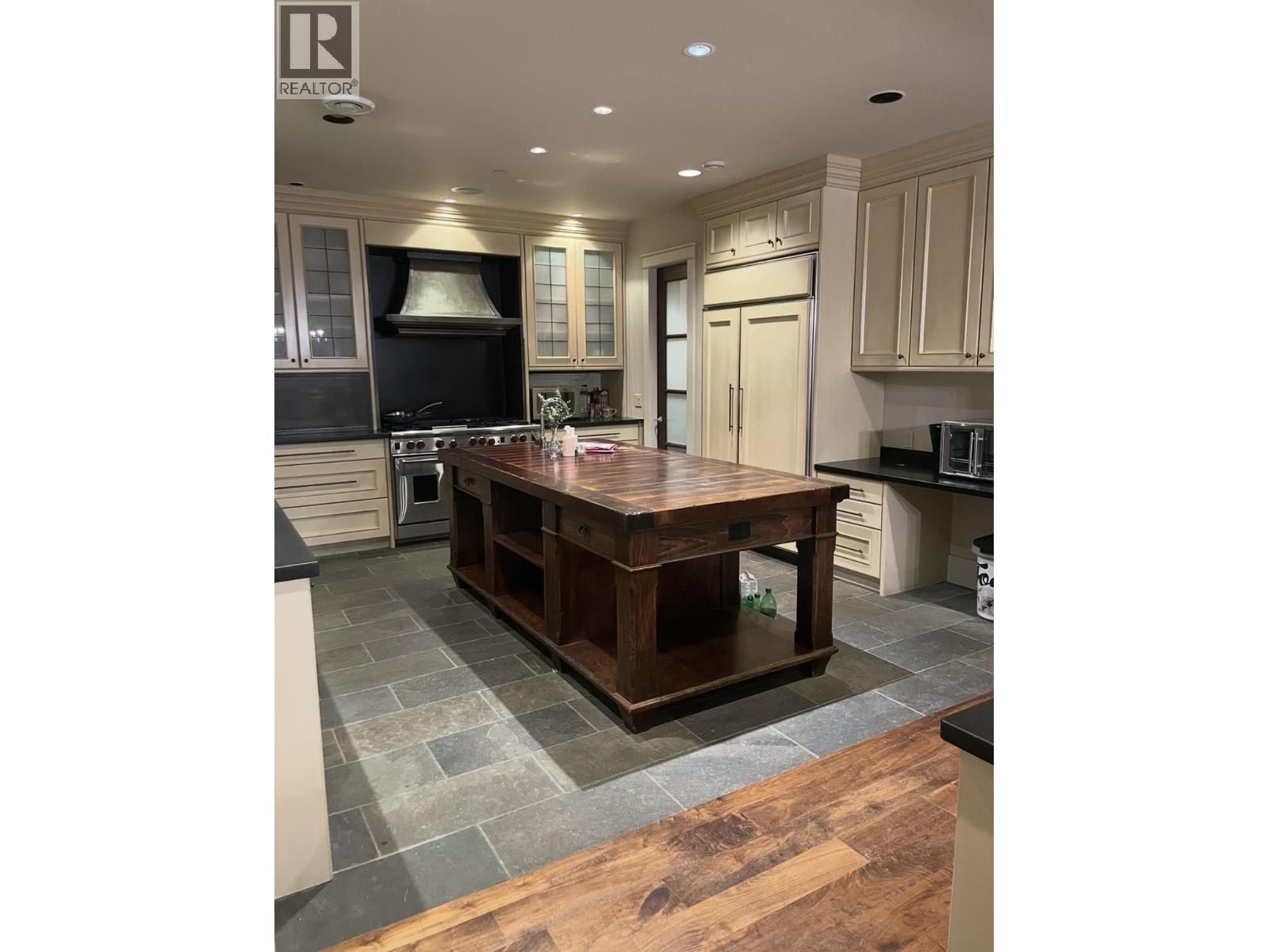 7589 CURTIS STREET, Burnaby