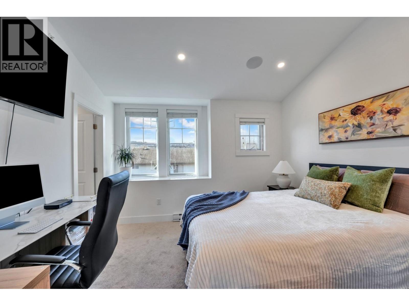 3 2338 KELLY AVENUE, Port Coquitlam