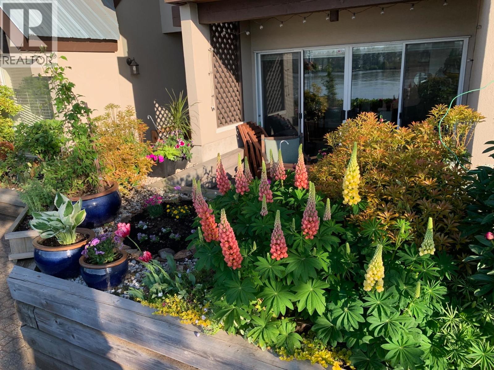 103 3 K DE K COURT, New Westminster