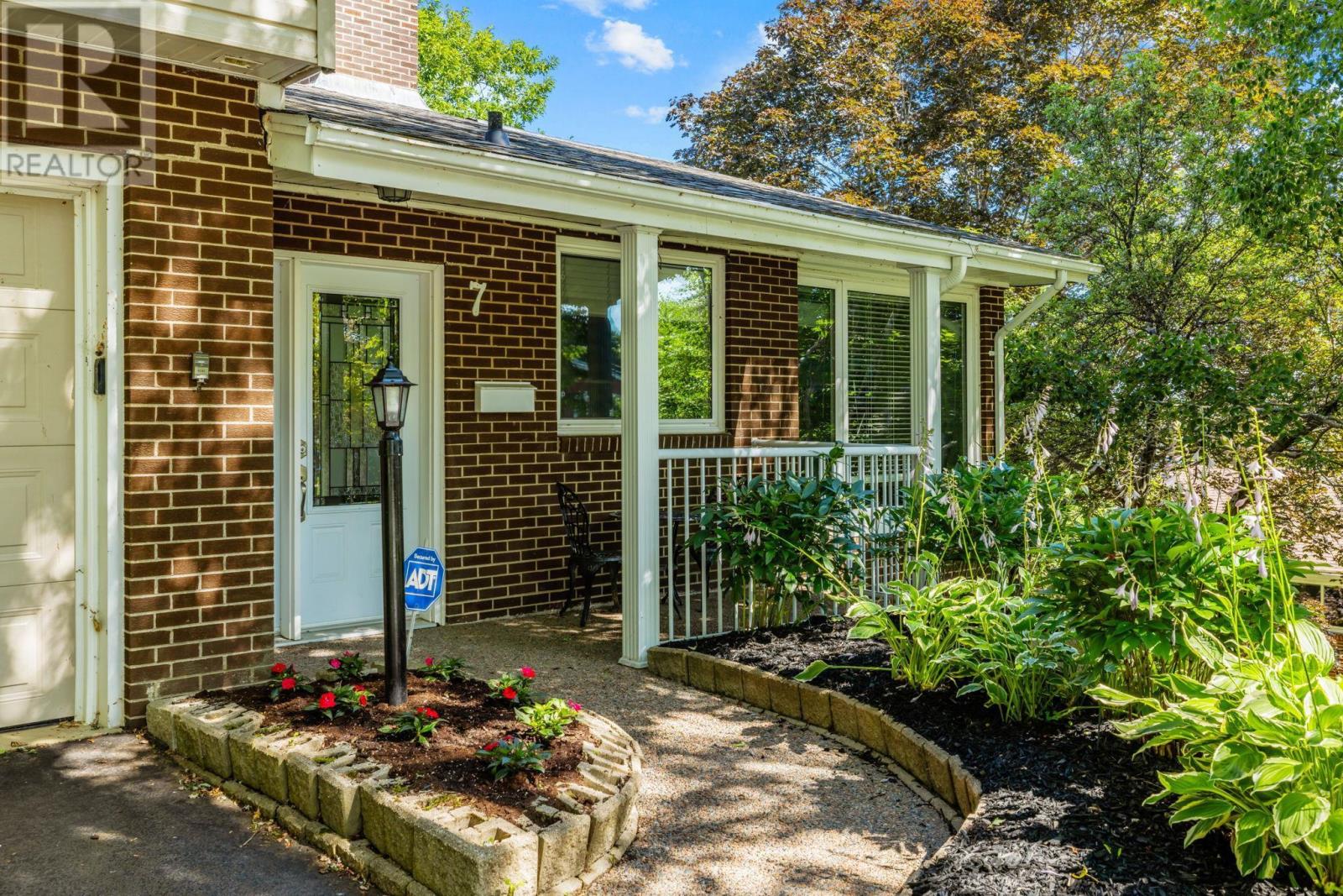 Property 2 of 49 of 7 Benview Drive