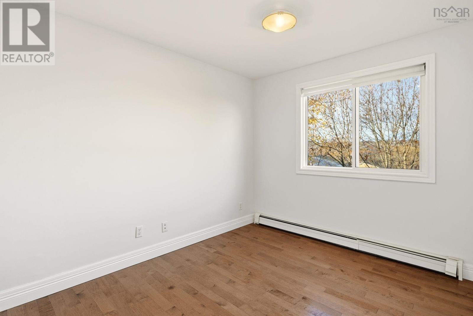 Property 24 of 49 of 7 Benview Drive