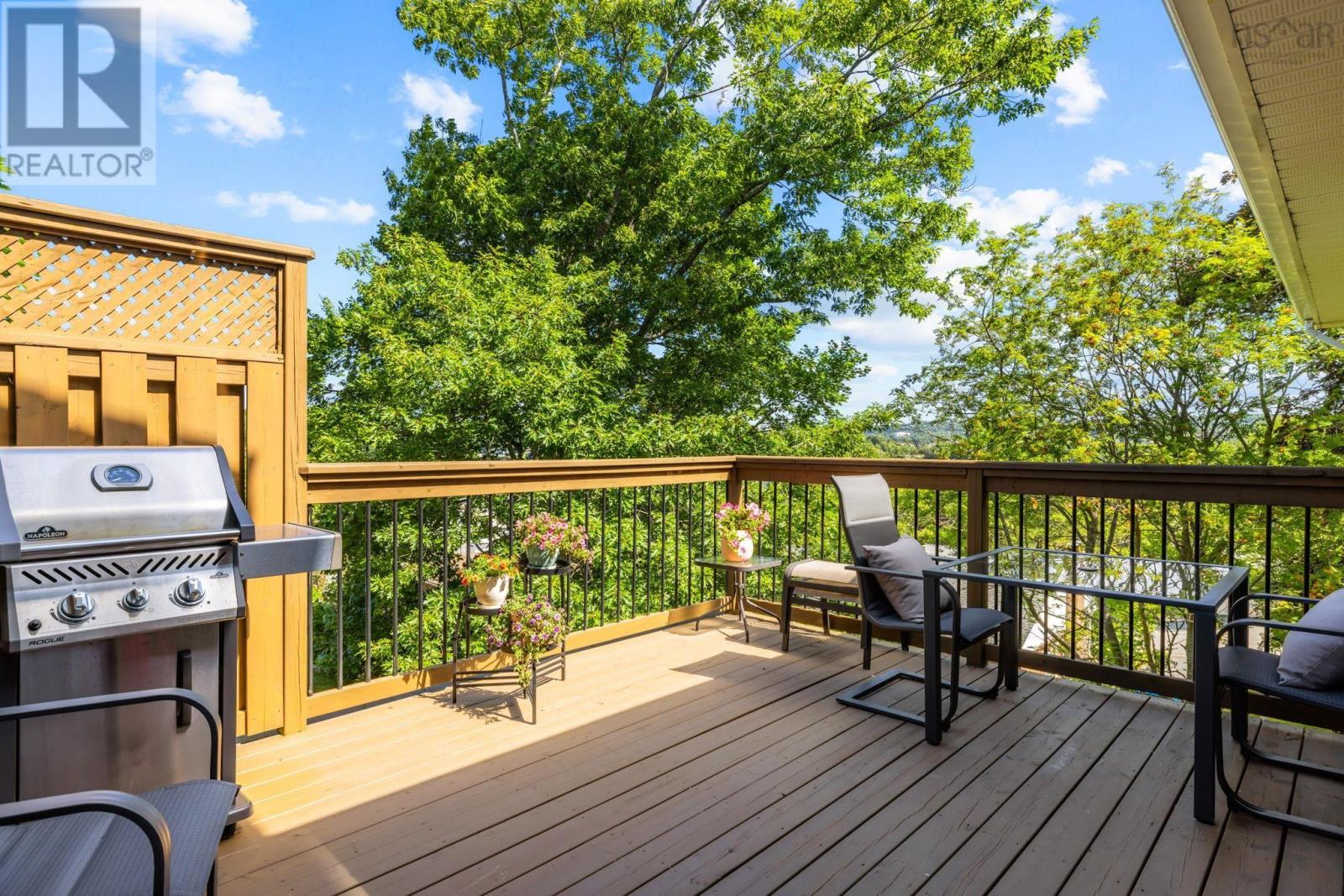 Property 36 of 49 of 7 Benview Drive