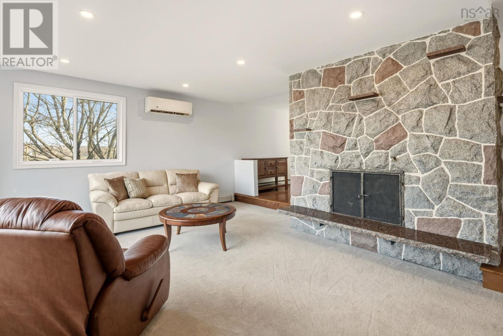 Property 7 of 49 of 7 Benview Drive