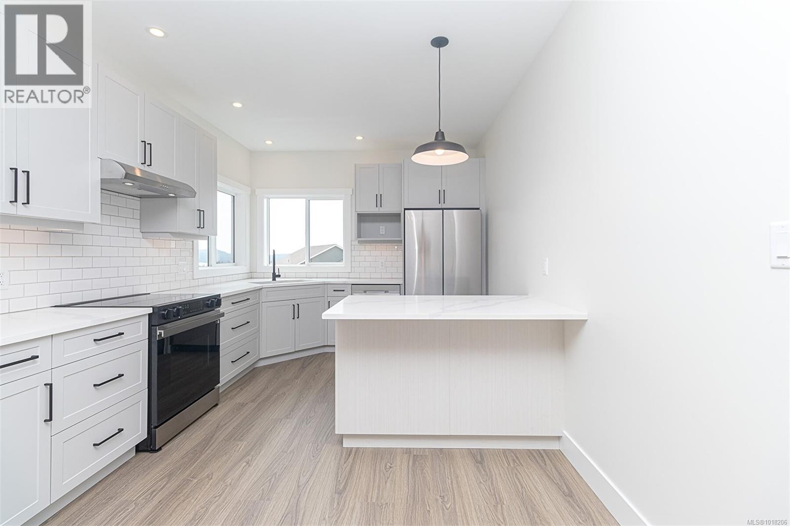 2588 Nickson Way, Sooke