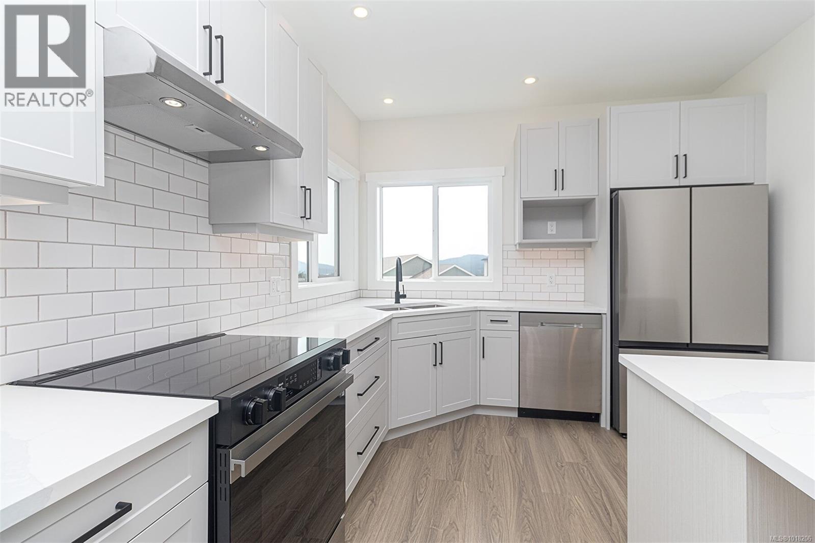 2588 Nickson Way, Sooke