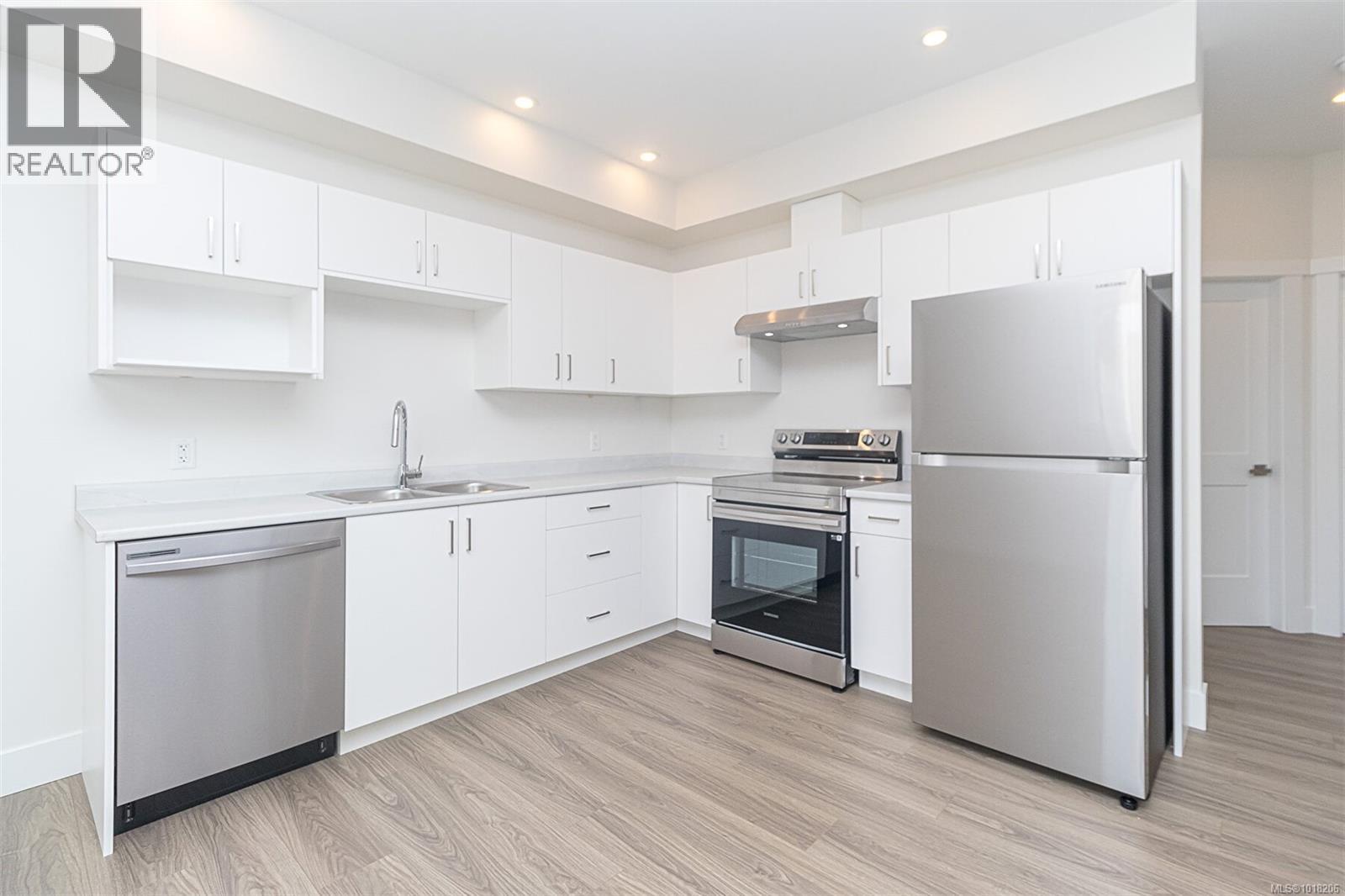 2588 Nickson Way, Sooke