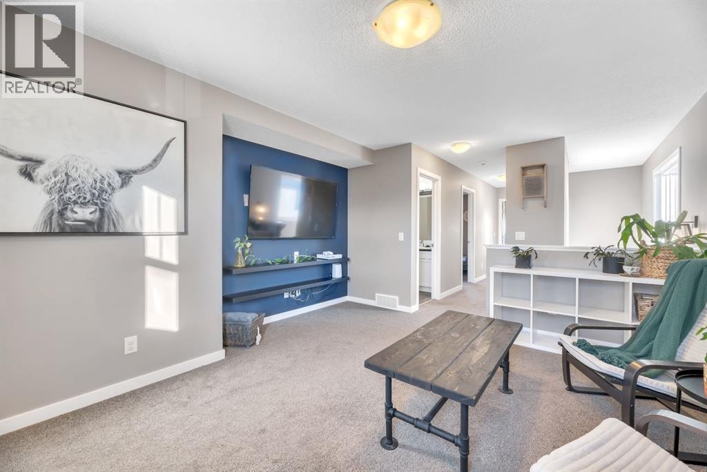 Single Family House for Sale in  Legacy Reach Manor SE Legacy Calgary 