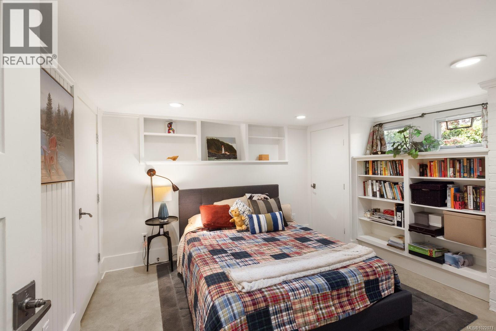  2655 Shady Lane, Oak Bay