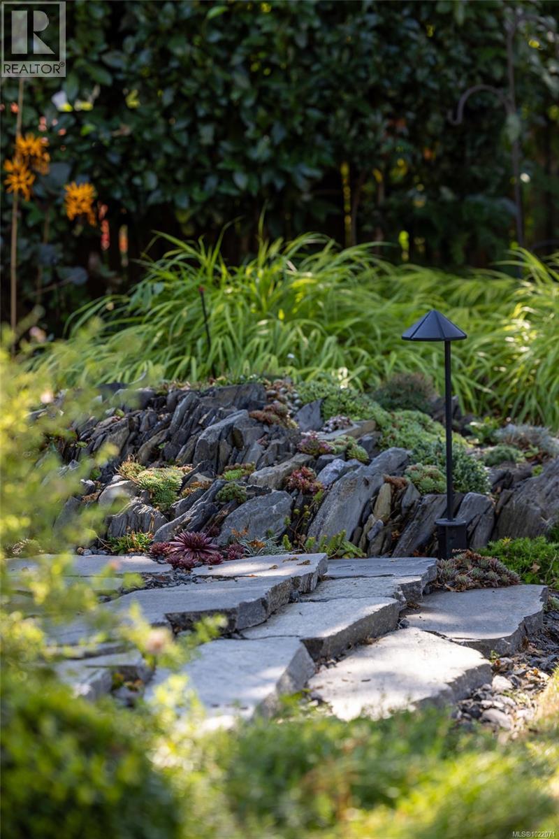  2655 Shady Lane, Oak Bay