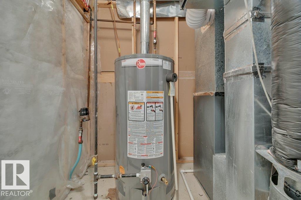 14816 16 ST NW NW, Edmonton