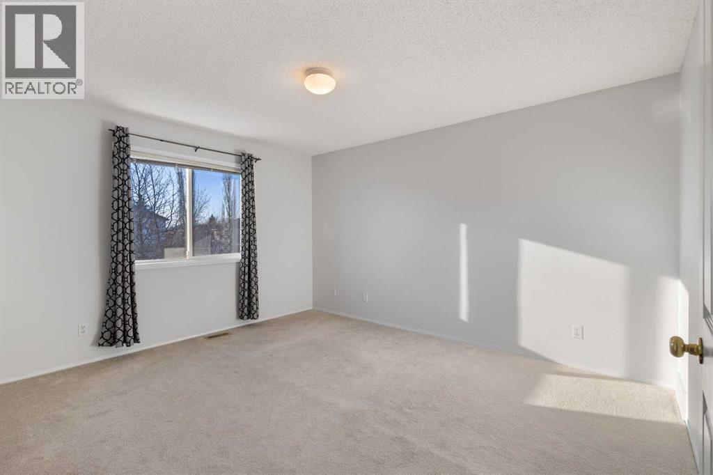 Single Family House for Sale in  Coventry Green NE Coventry Hills Calgary 