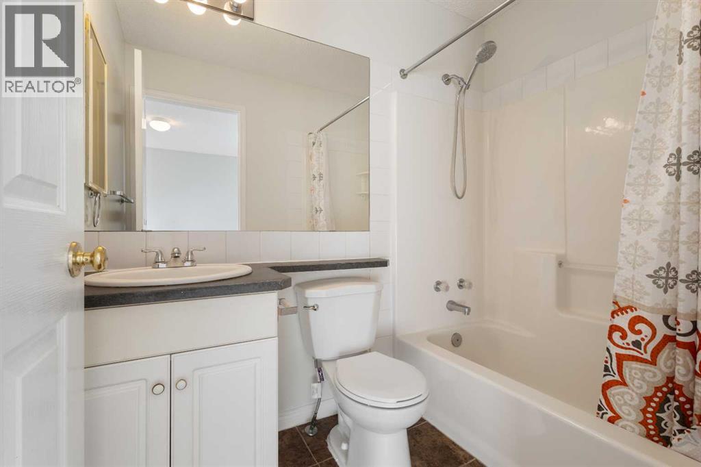 Single Family House for Sale in  Coventry Green NE Coventry Hills Calgary 