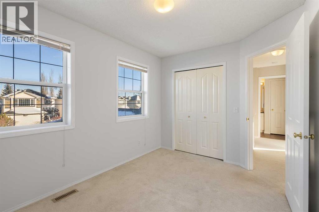 Single Family House for Sale in  Coventry Green NE Coventry Hills Calgary 