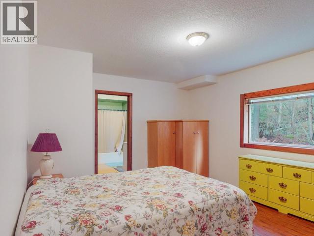 6080 SHELTER POINT ROAD, Texada Island