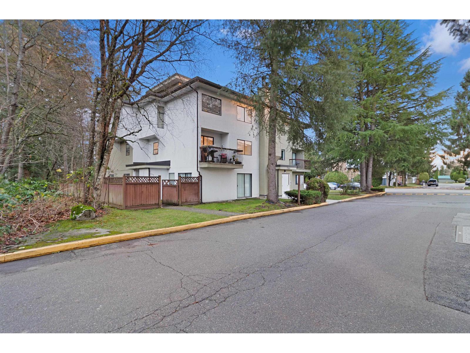 202 7064 133B STREET, Surrey