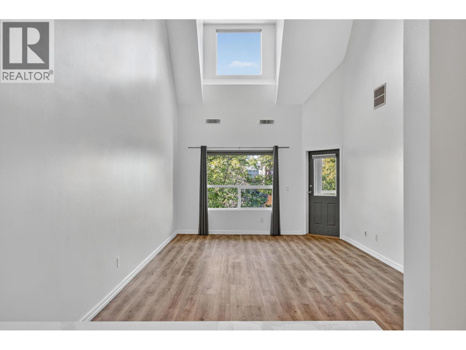 308 1965 Durnin Road, Kelowna