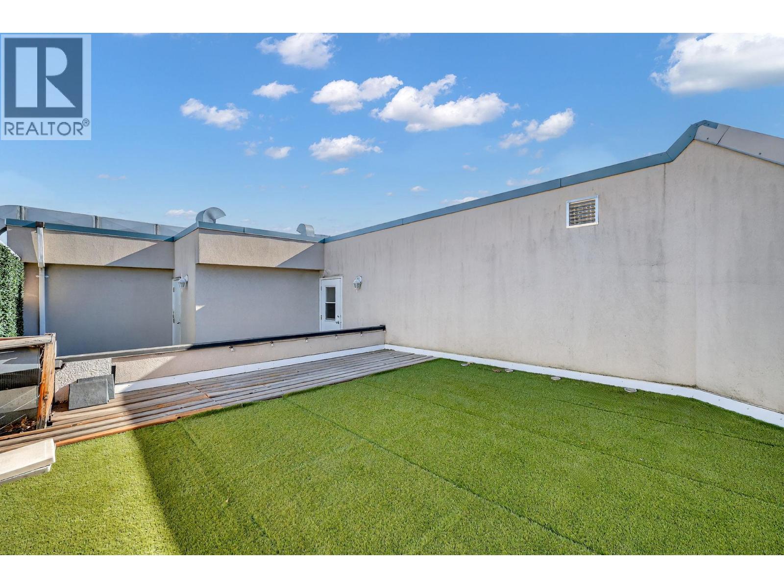 308 1965 Durnin Road, Kelowna