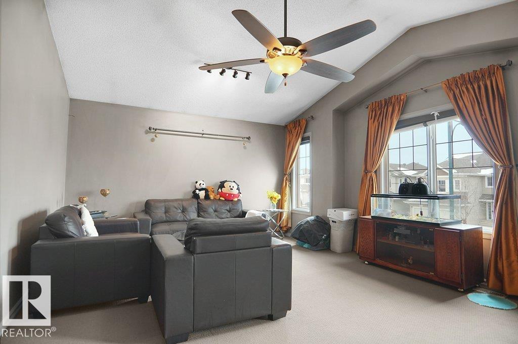 1533 36B AV NW, Edmonton