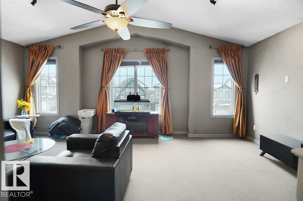 1533 36B AV NW, Edmonton