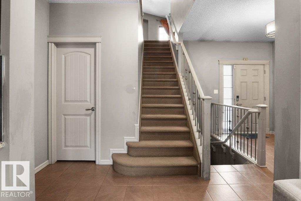 1533 36B AV NW, Edmonton