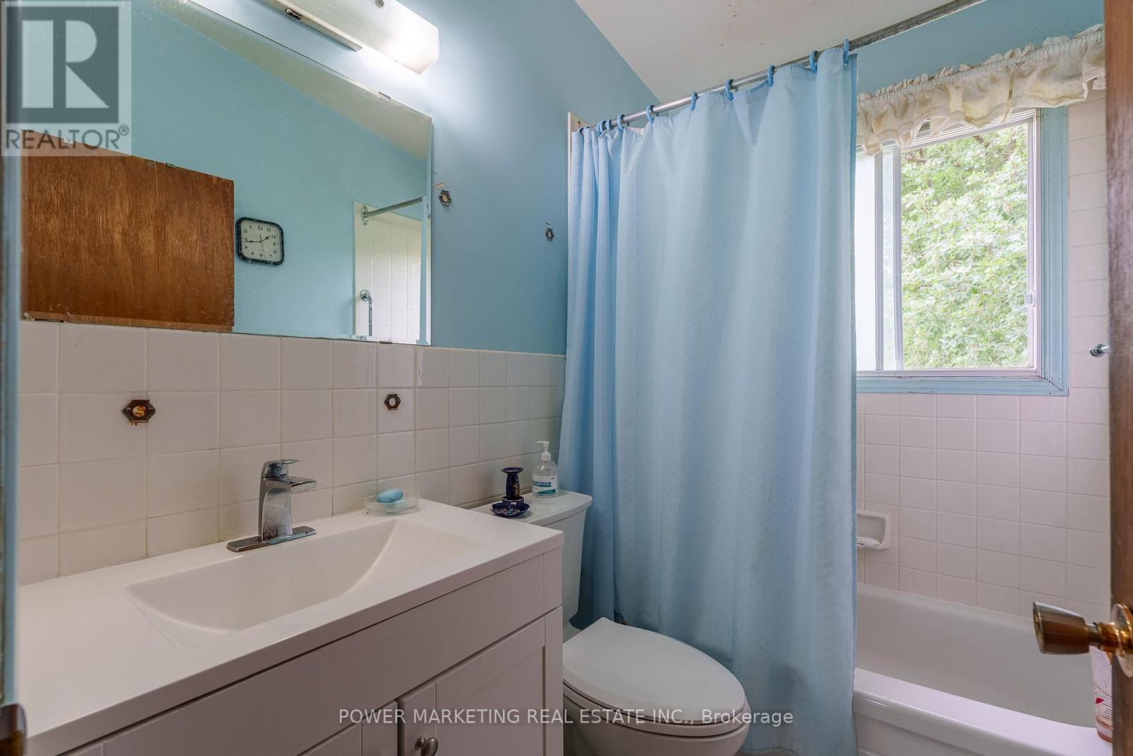 5329 BANK STREET — photo 26