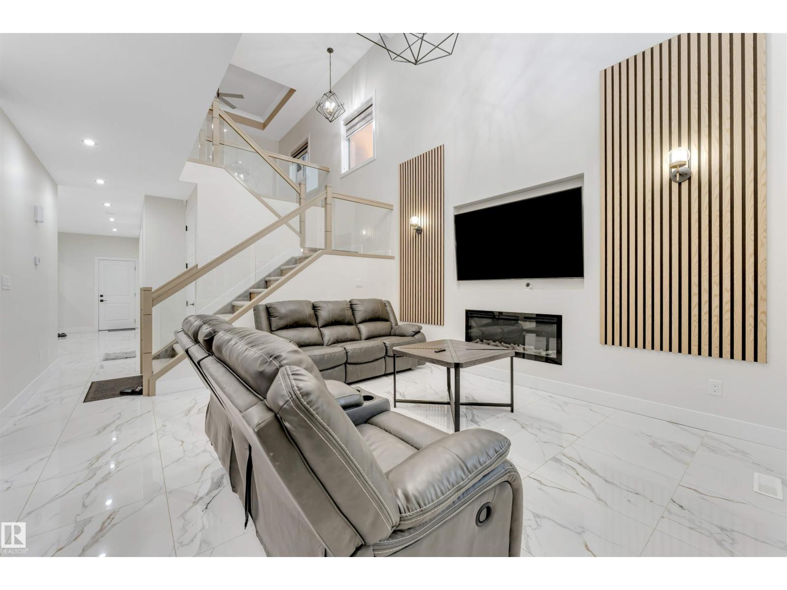 16916 47 ST NW, Edmonton