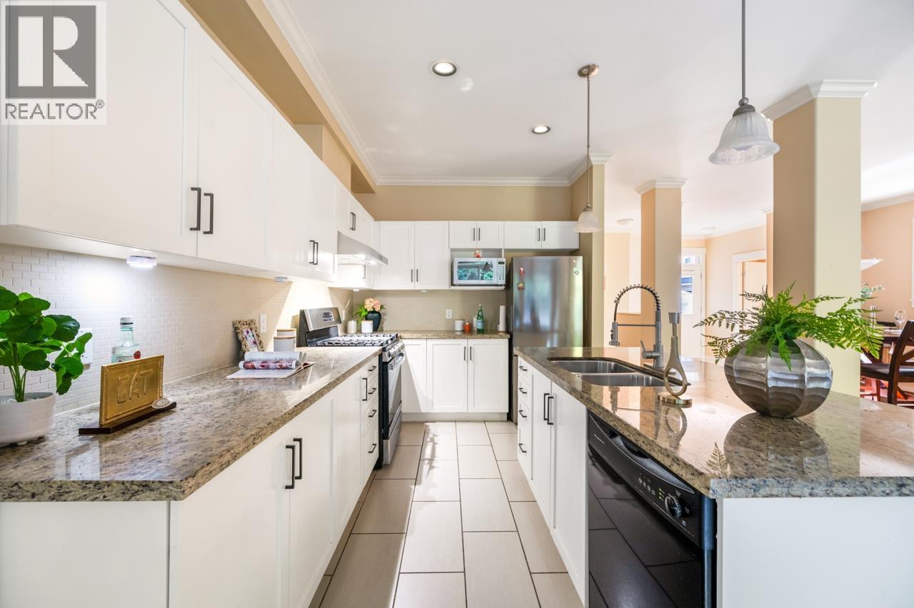 15 7171 STEVESTON HIGHWAY, Richmond