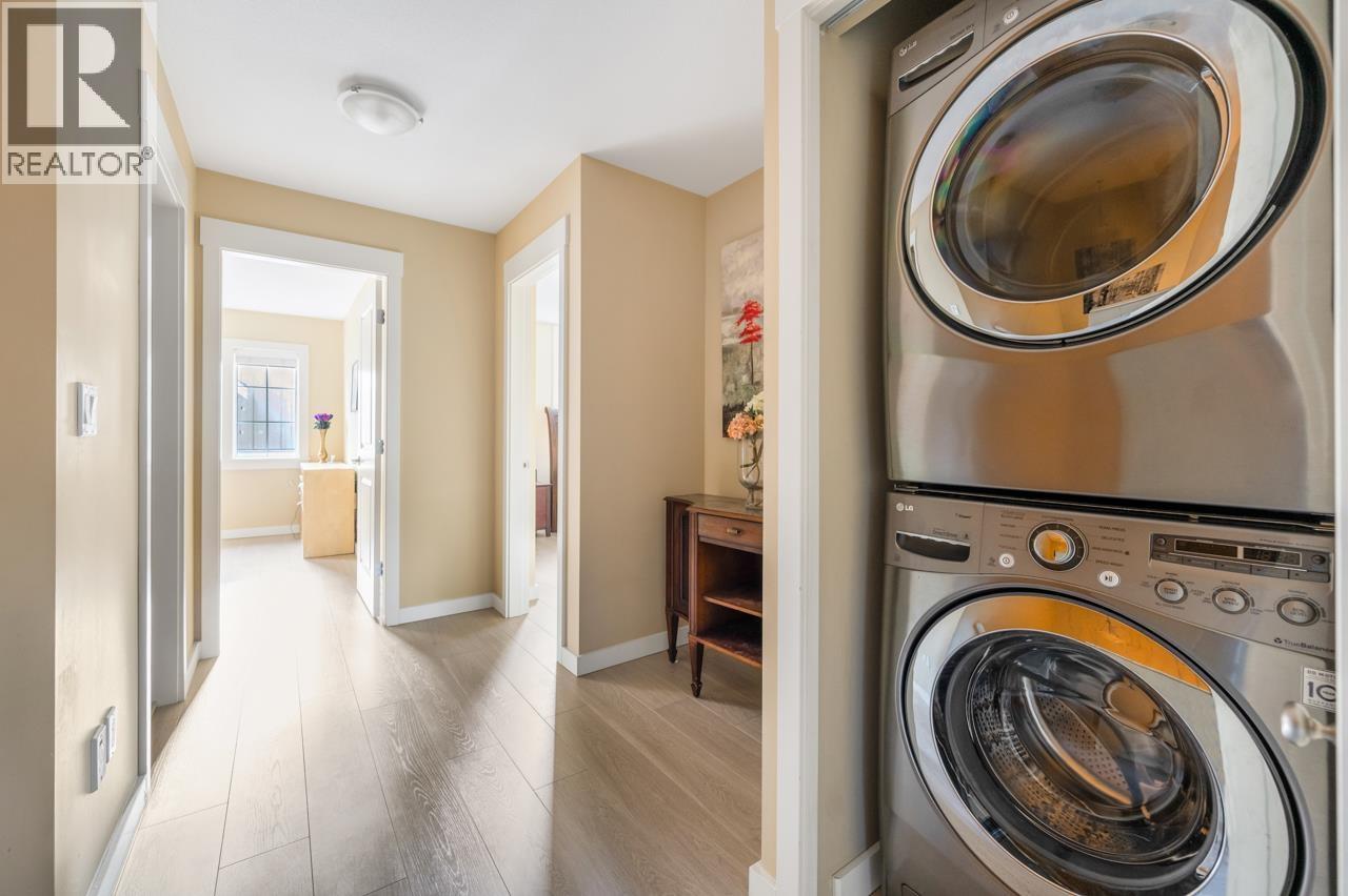 15 7171 STEVESTON HIGHWAY