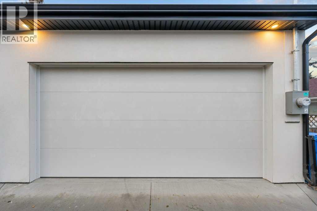 Single Family House for Sale in   Avenue NW Mount Pleasant Calgary 