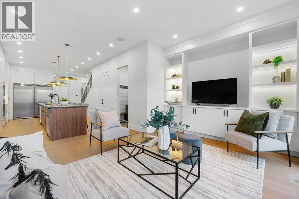 Single Family House for Sale in   Avenue NW Mount Pleasant Calgary 