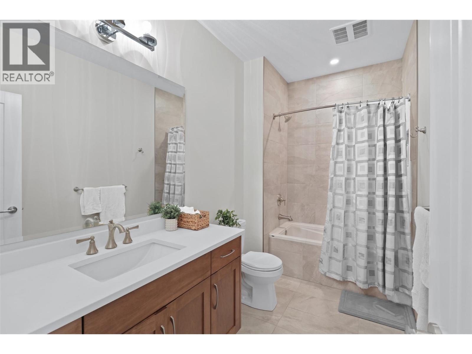 #228 641 SHUSWAP ROAD - 21