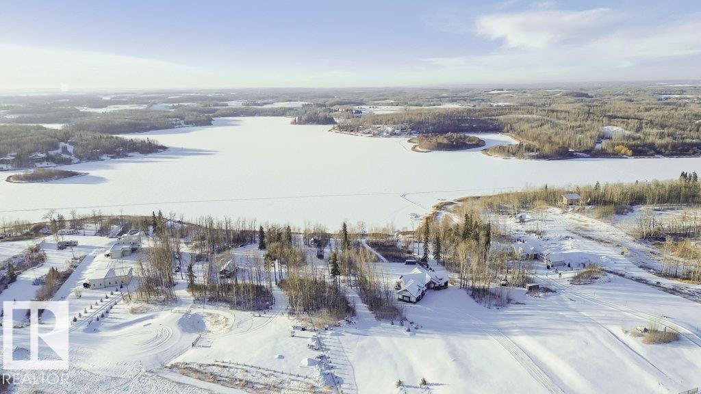 #42 2307 TWP ROAD 522, Rural Parkland County