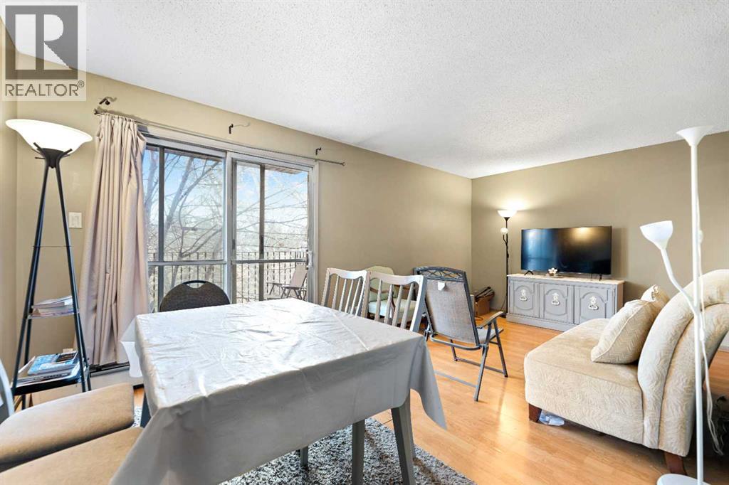 Single Family House for Sale in    Street NW Highland Park Calgary 