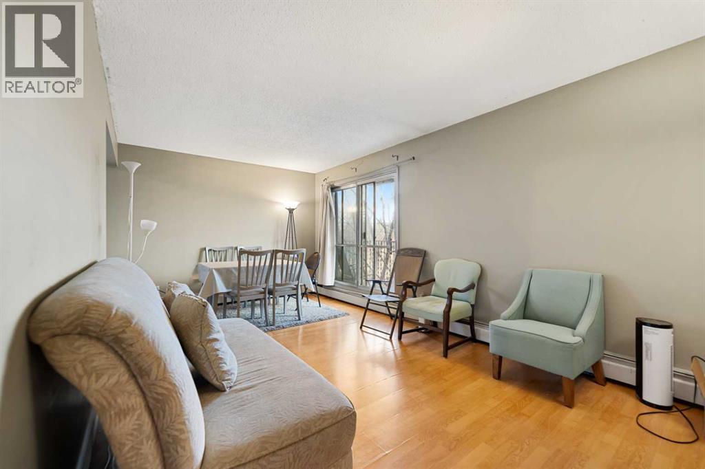 Single Family House for Sale in    Street NW Highland Park Calgary 