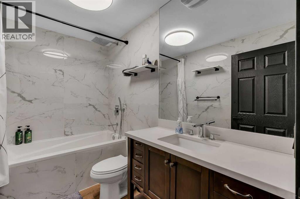 Single Family House for Sale in  West Point Mews SW West Springs Calgary 