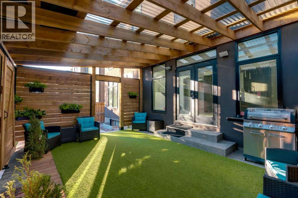 Single Family House for Sale in  West Point Mews SW West Springs Calgary 