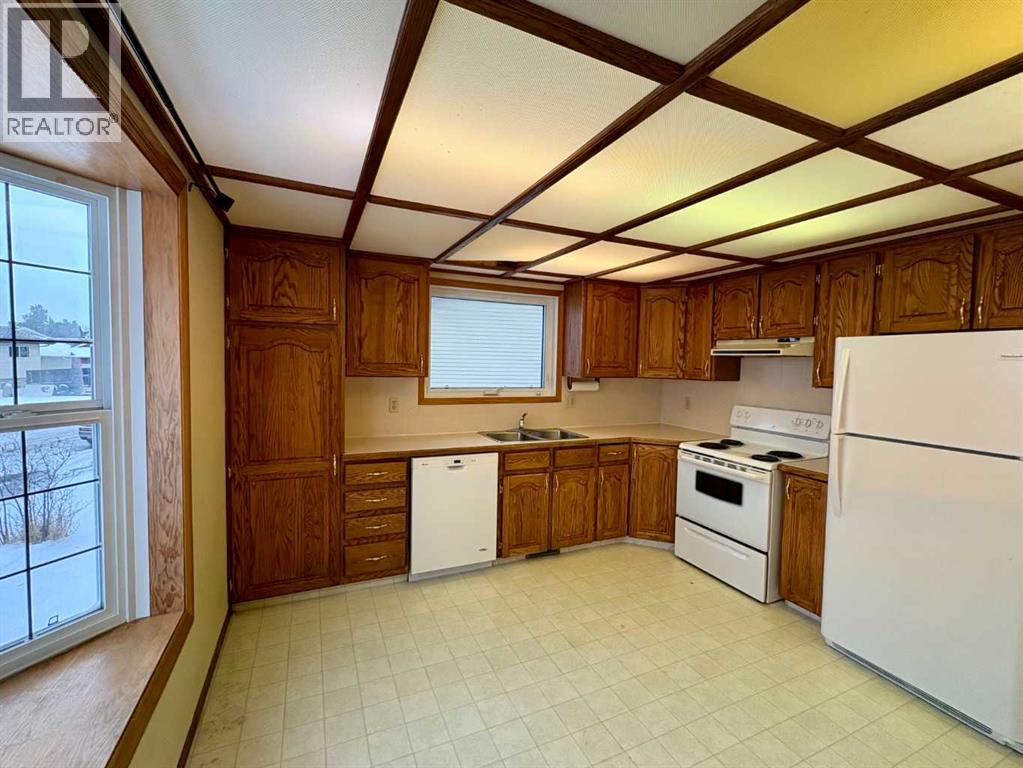 4304 56 Avenue, Innisfail