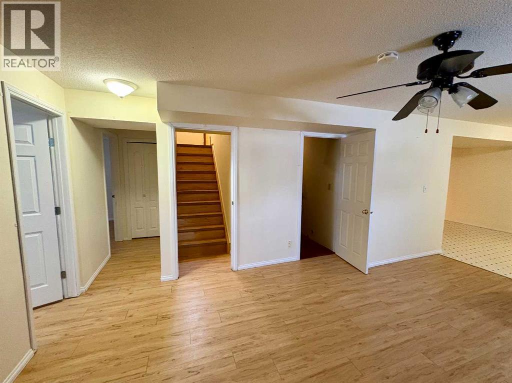 4304 56 Avenue, Innisfail